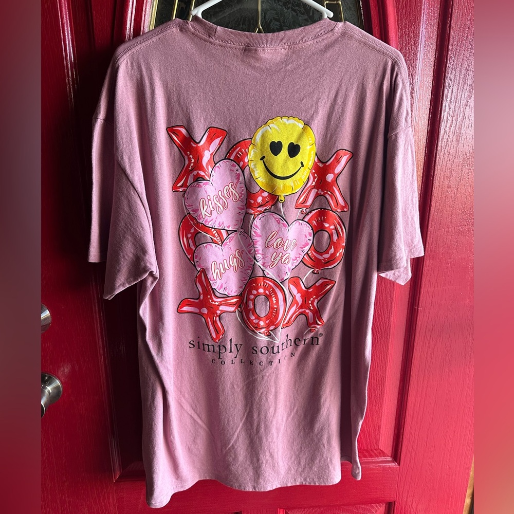 Simply Southern Tee - XOXO Balloons - never worn